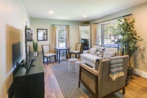 Charming Greensboro Home - 2 Mi to Downtown!