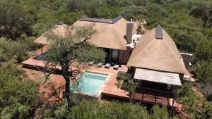 Villa White Lion - Luxurious Villa nearby Kruger - Diphuti