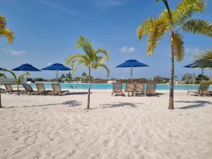 Apartamento con laguna de aguas cristalinas