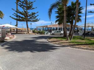 Bajondillo Beach Apartment