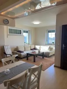 Noclegi Opole-Chmielowice Apartament B - Niemodlin