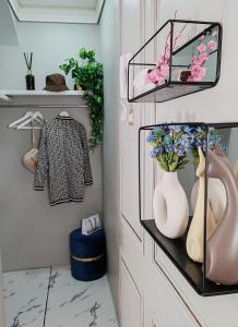 Flowers Circle of piazza di Spagna