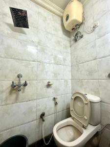 Ostro Inn 1BHK Service Apartment Shakespeare Sarani