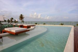 Setai Yacht Comfort II - By Almare