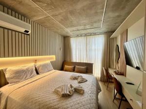 Setai Yacht Comfort II - By Almare