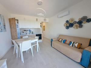 Splendido appartamento con piscina e vista mare img9