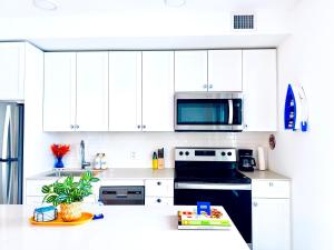 Bow River Cabin - Downtown - River Front - Free Street Parking