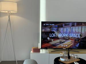 Cozy Fall Suite at EST Bangsar With Garden Scenery