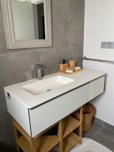 Luxury penthhouse sea views Blue Suite 3401