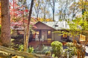 Scenic Home with Fire Pit and Sapphire Valley Perks! - Lake Toxaway
