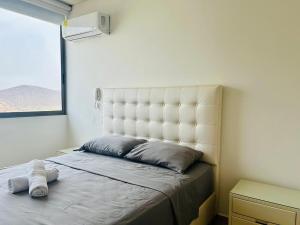 Samaria Beach Escape