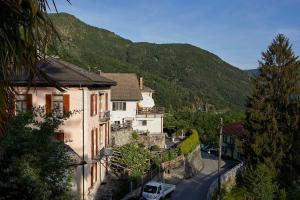 Wild Valley Ticino Villa in Valle Onsernone