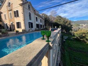 Appartements RDC maison de maitre pour 6 personnes avec piscine et jacuzzi : photos des chambres