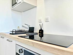 Appartements Lou Miradou 1 - Vieux village medieval, Cosy, Clim, 2 personnes : photos des chambres