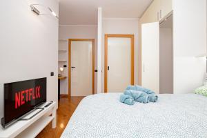 Cozy and Lovely Home - City Center