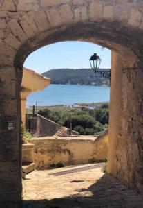 Appartements Lou Miradou 1 - Vieux village medieval, Cosy, Clim, 2 personnes : photos des chambres