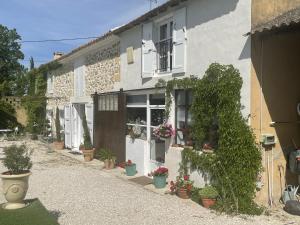 Appartements Appt 2 pieces dans Mas provencal : photos des chambres