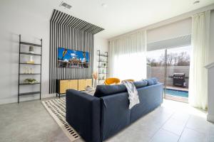 Extraordinary Disney Vacation 4BR Private Pool