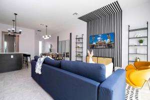 Extraordinary Disney Vacation 4BR Private Pool