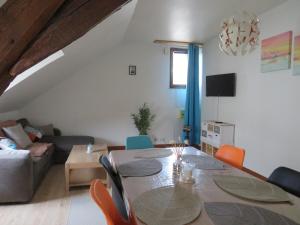 Appartements Charmant appartement limeray : photos des chambres
