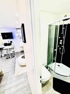 Hotels Suites DUBAI chambre privee avec espaces communs : photos des chambres