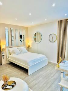 Hotels Suites DUBAI chambre privee avec espaces communs : photos des chambres