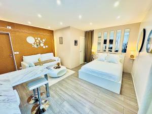 Suites DUBAI chambre privée avec espaces communs