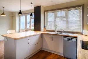 Banchory House - SJA Stays - 2 Bed House - 班科里