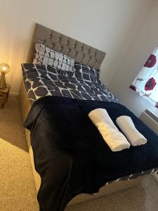 1BR-Sleeps2-Parking-QuietStay-CityCentre