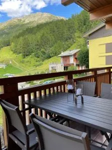 Apartment in front of the slopes - 基亚文纳