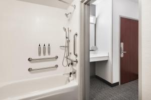 Courtyard by Marriott Burlington