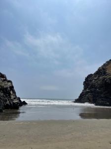 Departamento con piscina, vista y acceso al mar