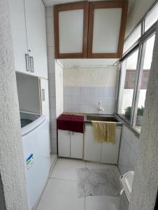 Linda Cobertura a 2 quadras do mar