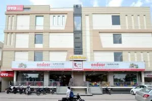 Hotel O Aqueens Plaza - Kānota