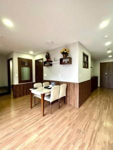 Reply 1996 Apartment in DaLat Center