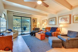 Mtn and Reservoir Views Cozy Dillon Condo!