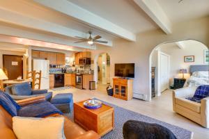 Mtn and Reservoir Views Cozy Dillon Condo!