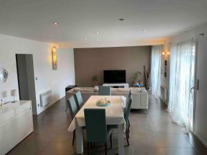 Villa bord de mer au Grau d 'Agde 140 m2 - Ubytování bez kategorie ve městě Le Grau-dʼAgde