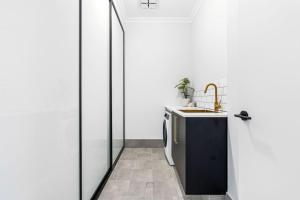 Stylish Luxury in West Perth