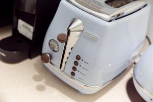 A8 - Cozy Studio Apartment