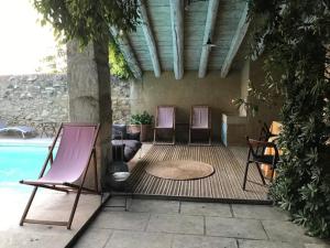 Villas Maison de campagne en plein village : photos des chambres