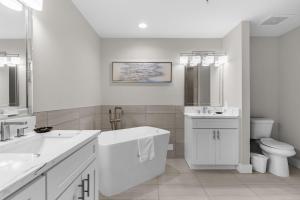 3 Bedroom Spacious Condo at WorldQuest near Disney- 22749