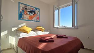 CRYSTAL WAVE Apartments