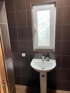 Отель біля озера