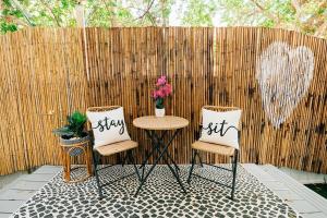 The Twisted Tulip-a curious stay