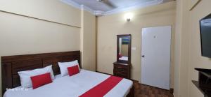 One Bedroom studio apartment with kitchen