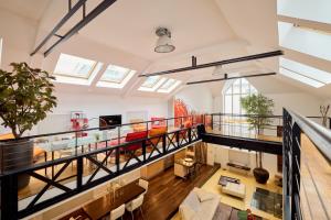 Luxury Two-Story Designer Loft in Paris Epicenter - Bright and Spacious