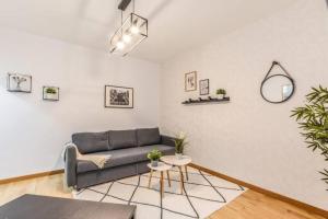 Plaza de España Apartments AH