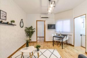 Plaza de España Apartments AH