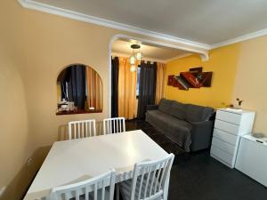 Apartment right on the beach